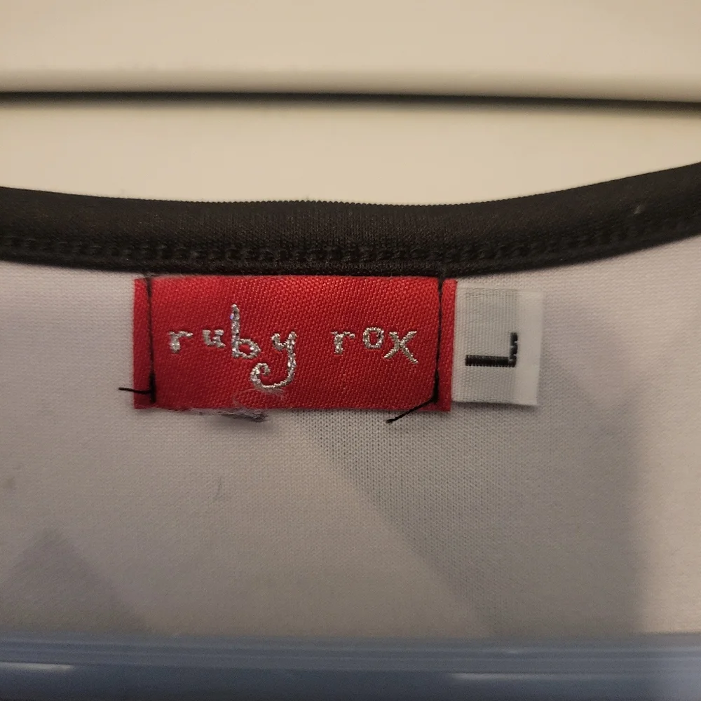 Ruby Rox dress - Picture 4 of 5